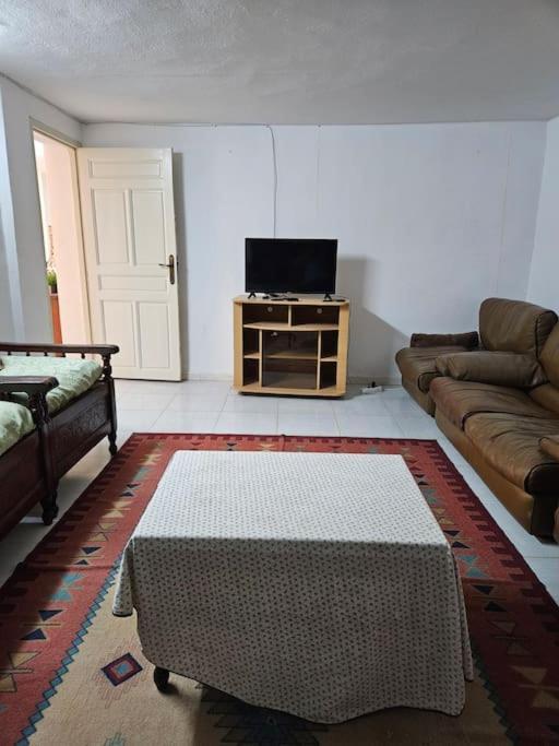 Hadhri Appartement 토져 외부 사진